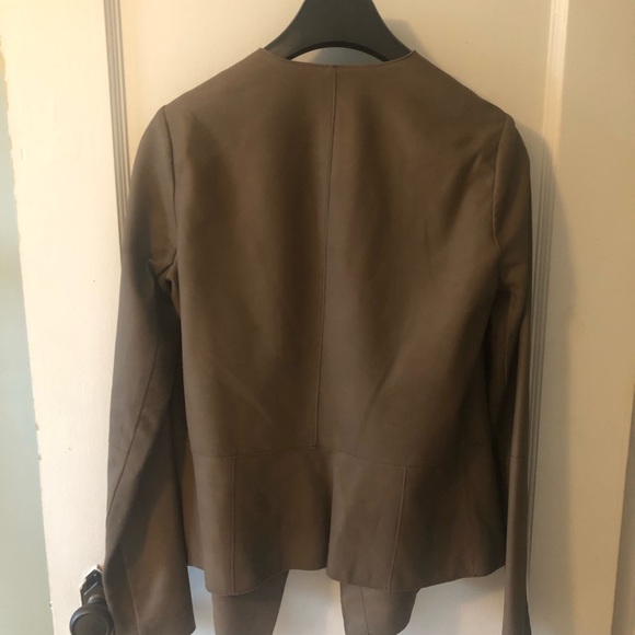 Vince taupe leather drape front jacket size xs - Picture 4 of 8